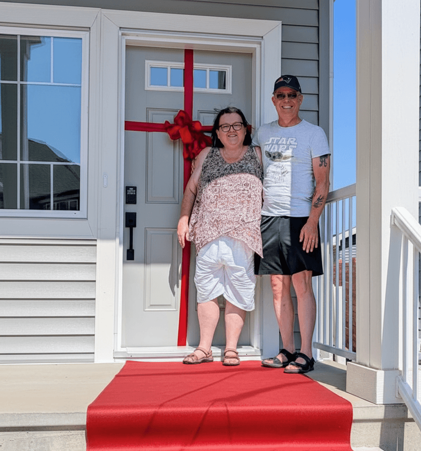 Alquinn Homes Red Carpet 1