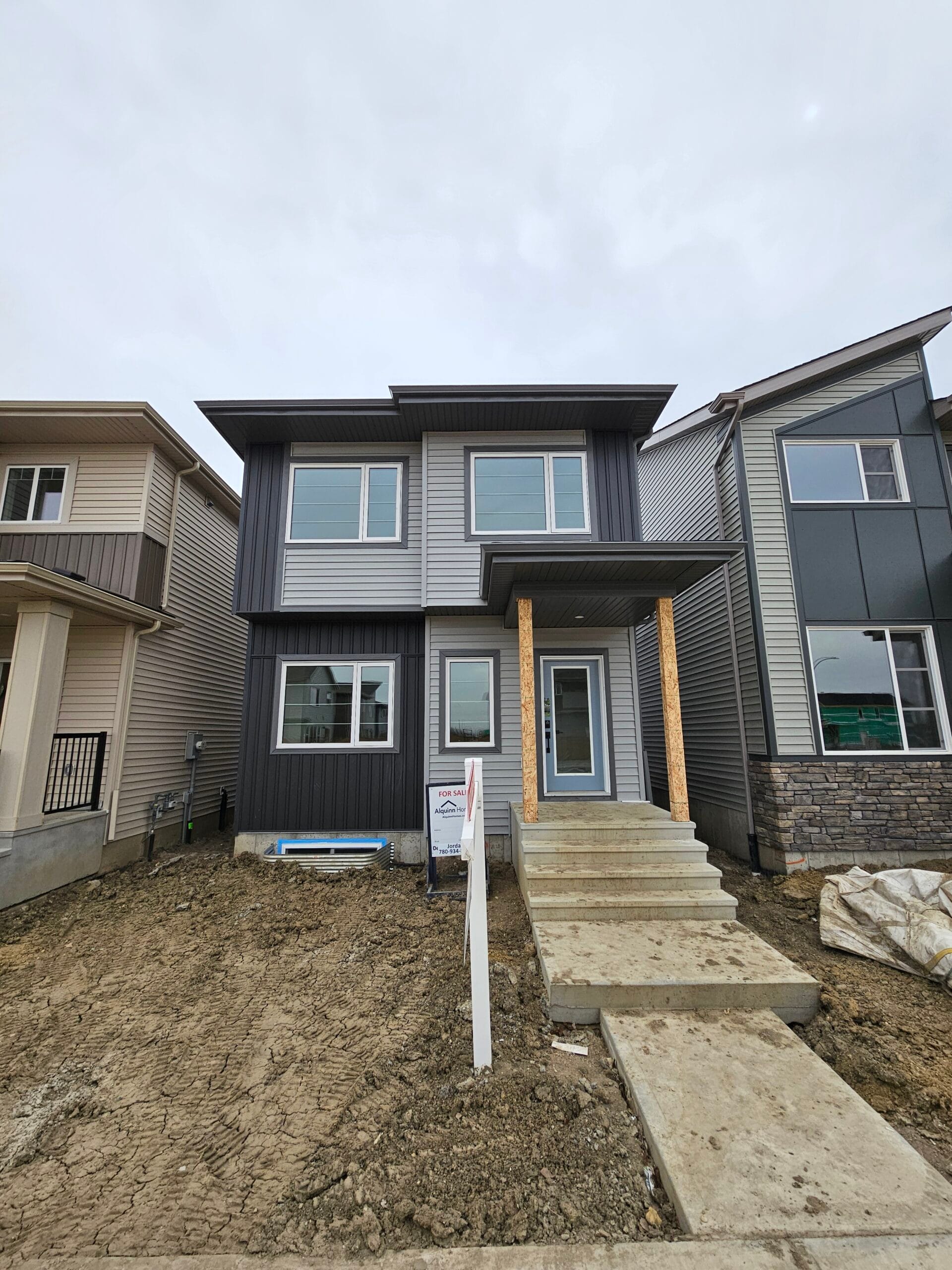 1092 McLeod – Front