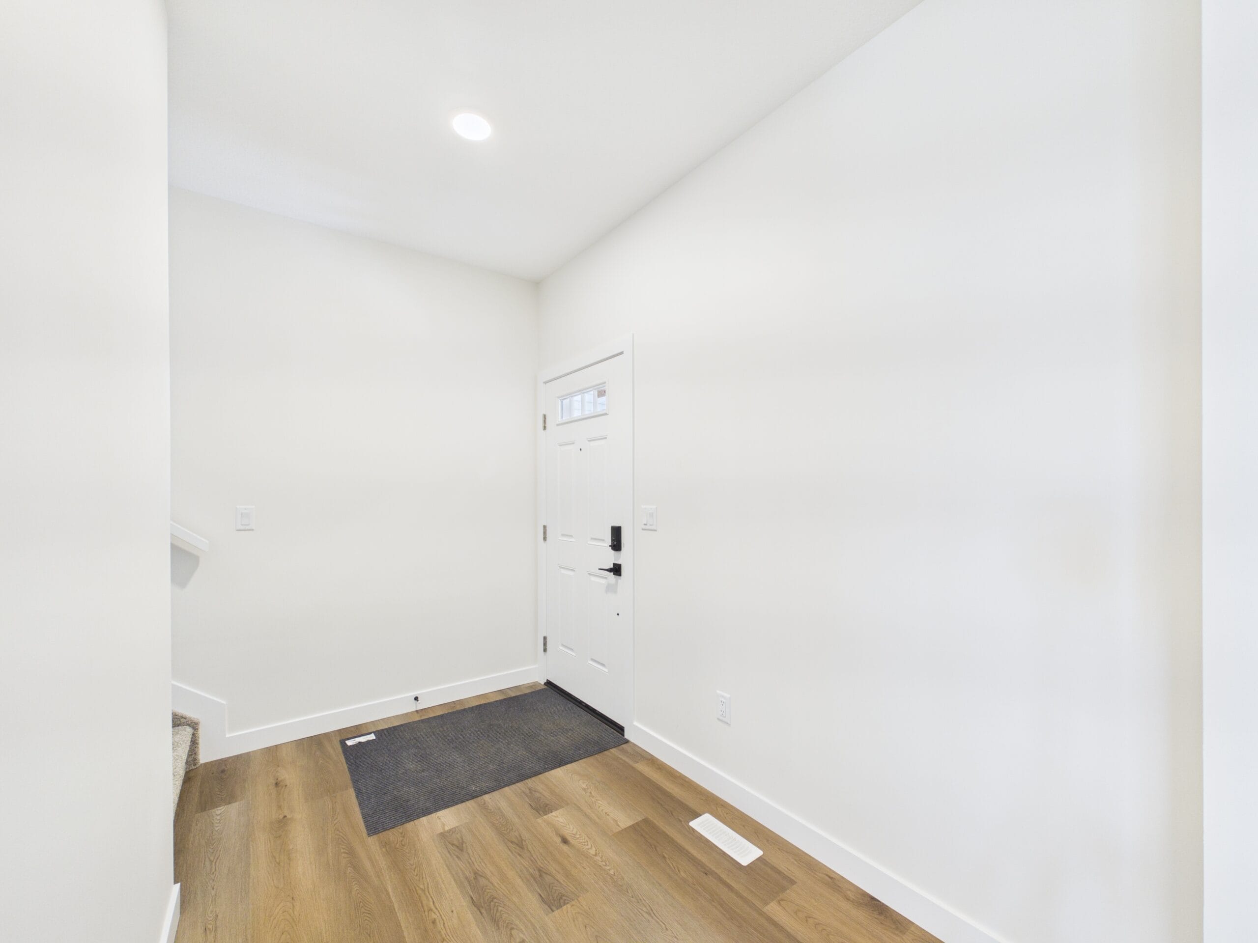 CAM06237G6-PR0046-STILL002