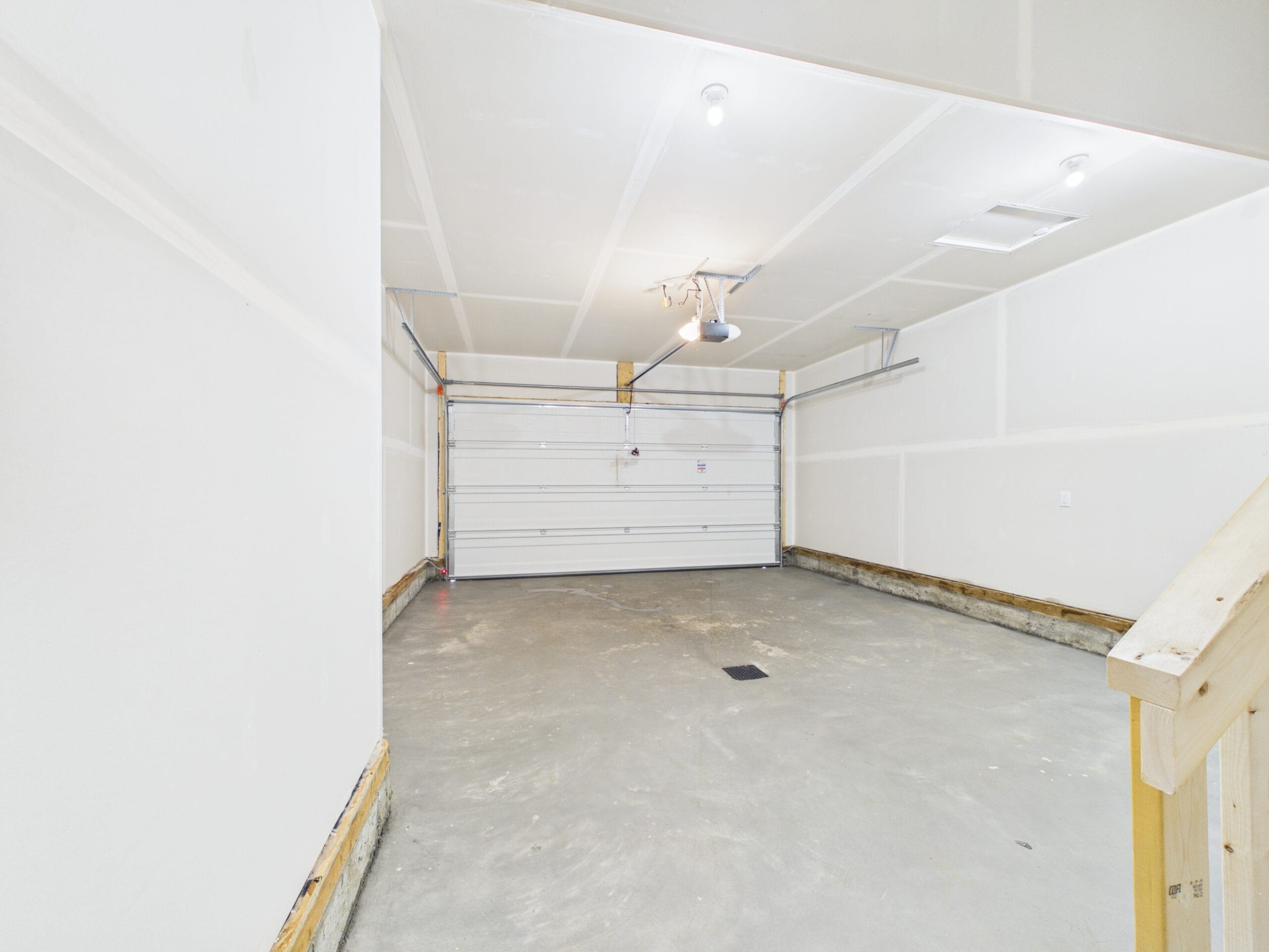 CAM06237G6-PR0046-STILL009