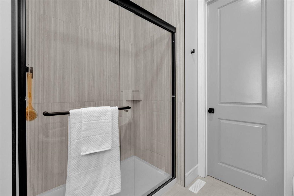Ensuite Shower